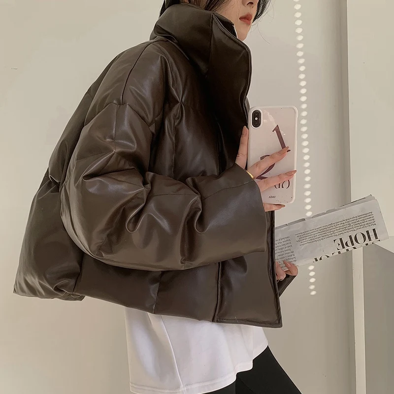 Damen Gepolsterte Kurze Kunstleder-Steppjacke mit Stehkragen Drune