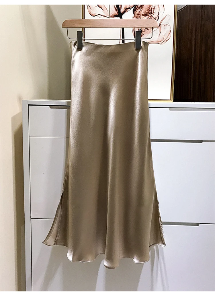 Damen Fließender Satin-Bias-Midirock mit hohem Bund und seitlichen Schlitzen Drune
