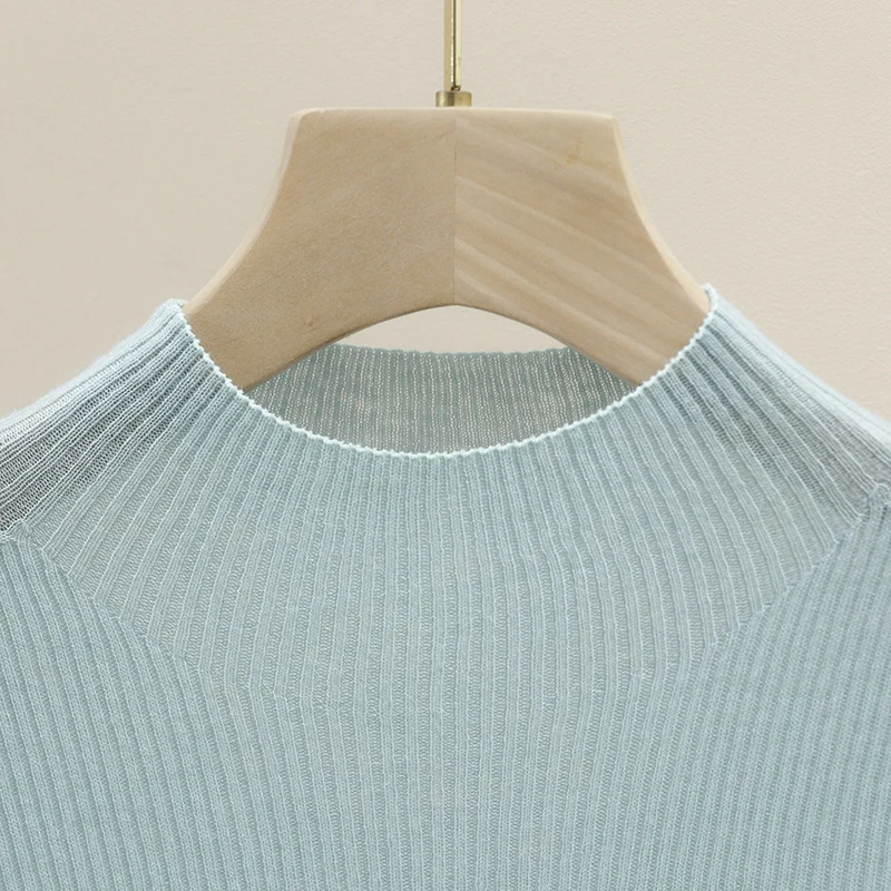 Damen Slim-Fit Rippstrick-Top mit halblangen Ärmeln und hohem Stehkragen Drune
