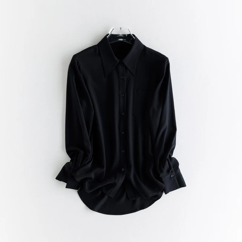Damen seidenähnliche Oversize-Bluse mit spitzem Hemdkragen und Brusttasche Drune