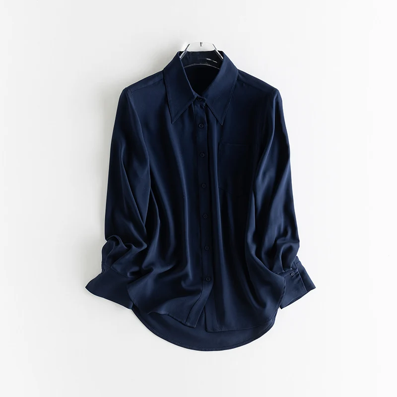 Damen seidenähnliche Oversize-Bluse mit spitzem Hemdkragen und Brusttasche Drune
