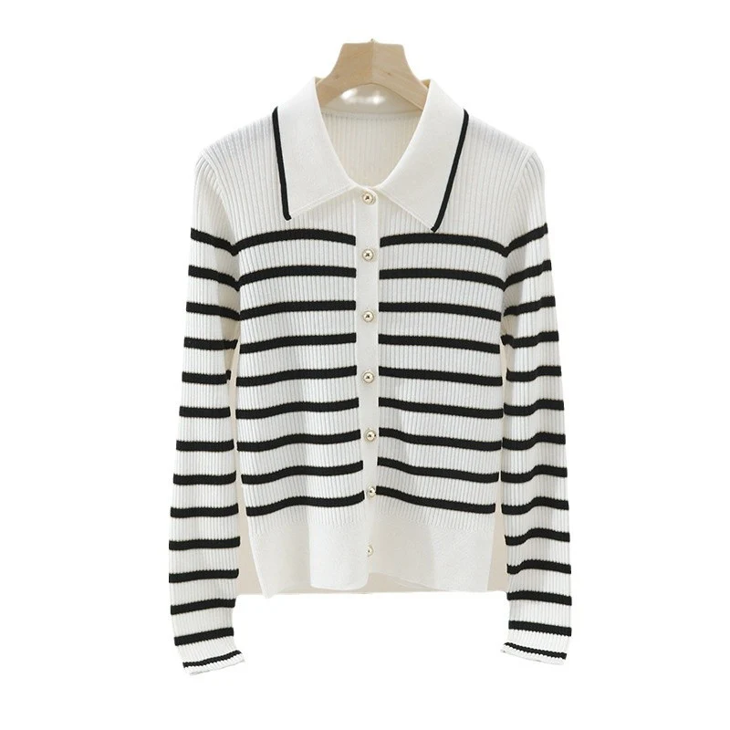Damen Marin-inspiriertes Rippenstrick-Cardigan mit Polokragen und Zierknopfleiste Drune