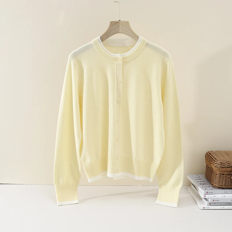 Damen Leichter Feinstrick-Cardigan mit Rundhals, Kontrastbündchen und durchgehender Knopfleiste Drune