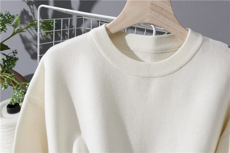 Damen Leichter Baumwoll-Mix Rundhals-Pullover mit minimalistischem Schnitt Drune