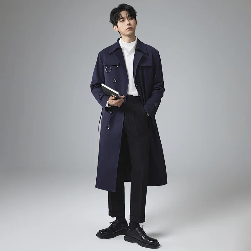 Herren Moderner Tech-Trenchcoat mit Doppelreihiger Knopfleiste, Bindegürtel und dezenten Ringdetails Drune