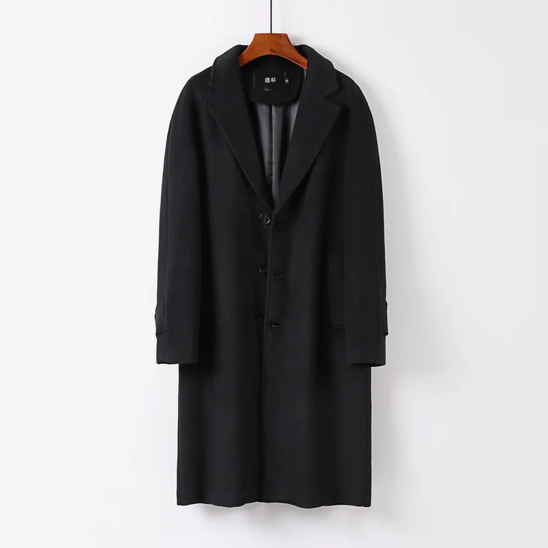 Herren Maxilanger Wollmantel mit cleanem Schnitt, schmalem Revers und innenliegendem Futter Drune