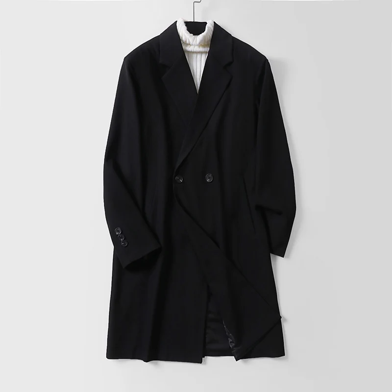 Herren Longline-Mantel im minimalistischen Schnitt mit Schalkragen und zweireihiger Knopfleiste Drune