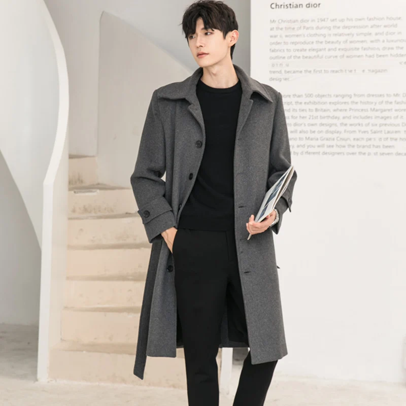 Herren Longcoat aus Wollmix mit verdeckter Knopfleiste Taillengürtel und klassischem Revers Drune