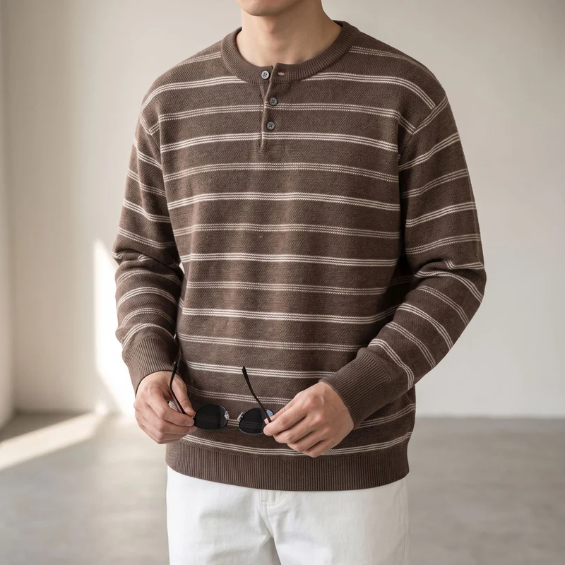 Herren Gestreifter Feinstrick-Henley-Pullover mit Knopfleiste und Rippbündchen Drune