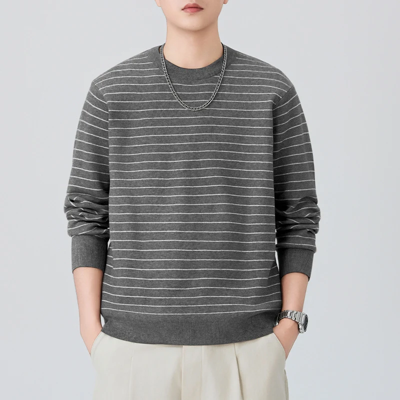 Herren Feinstrick-Pullover mit dezenten Horizontalstreifen und gerippten Abschlüssen Drune