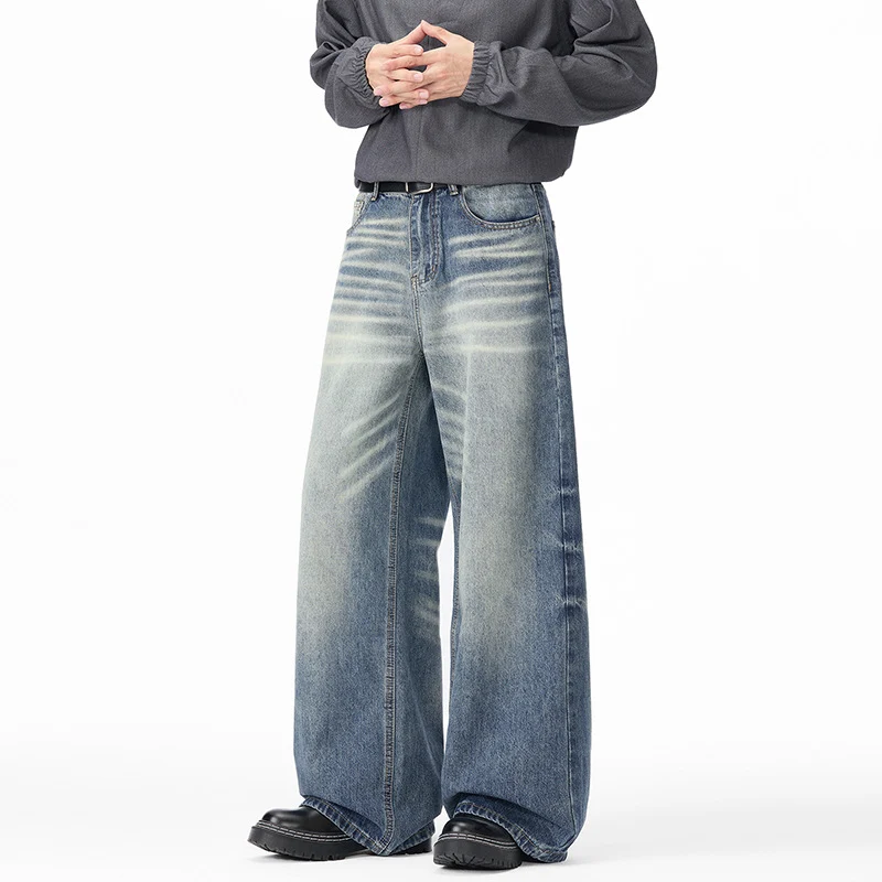 Herren Extraweite Baggy-Denimhose mit hohem Bund, markanten Whisker-Falten und tiefem Schritt Drune