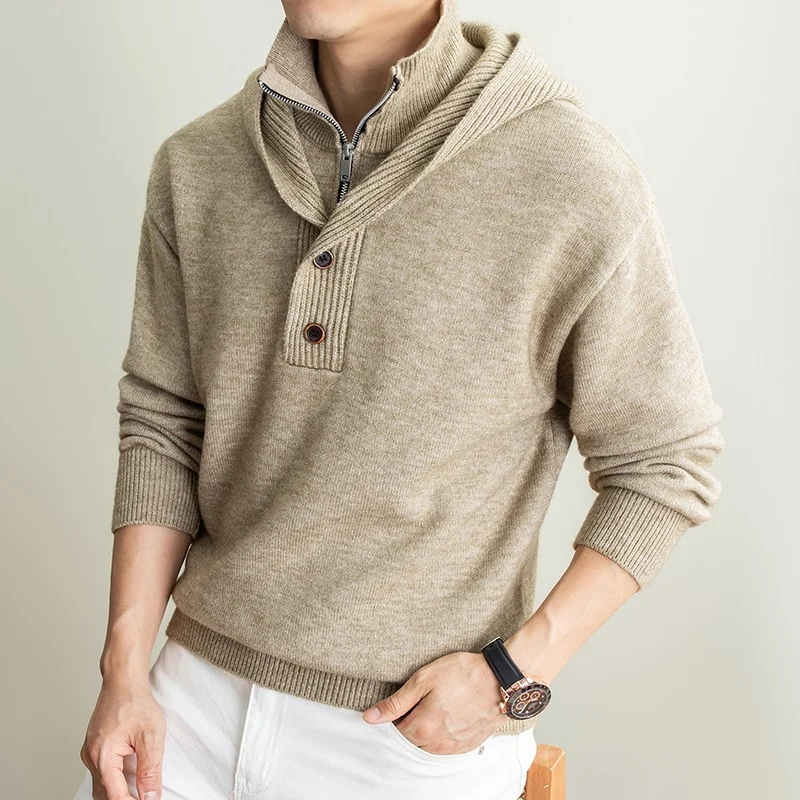 Herren Feinstrick-Kapuzenpullover mit halbem Reißverschluss und Knopfblende Drune