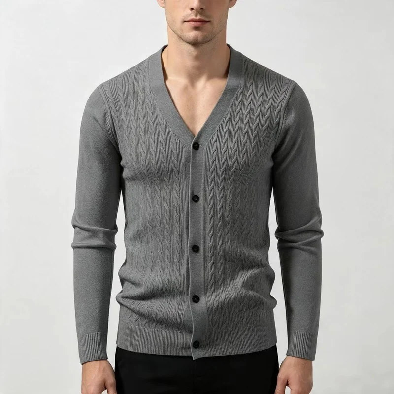 Herren Feinstrick-Cardigan mit Zopfmuster, V‑Ausschnitt und Knopfleiste Drune