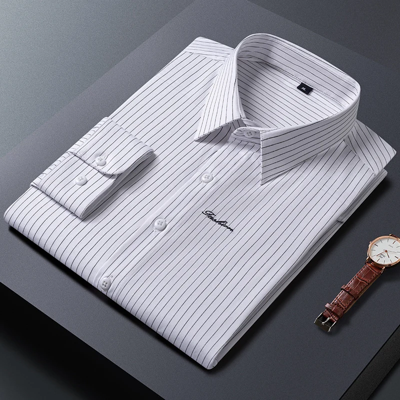 Herren Klassisches gestreiftes Business‑Hemd aus Baumwollmix mit Kentkragen und Brustlogo Drune