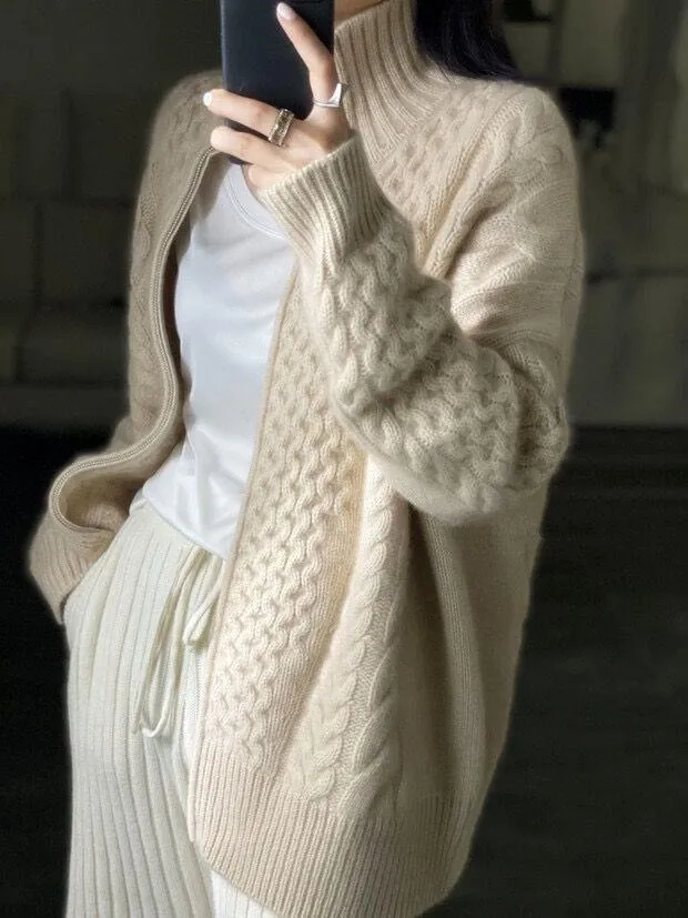 Damen Zopfmuster‑Strickjacke mit Reißverschluss und hohem Rippkragen Drune