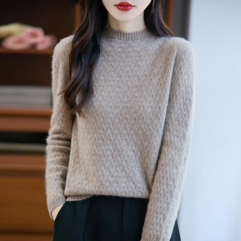 Damen Weicher Feinstrick‑Pullover mit kurzem Mockneck, leichter Mohair‑Optik und entspannter Silhouette Drune