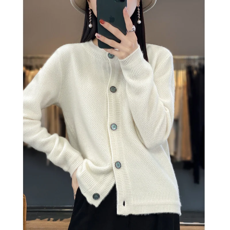 Damen Strukturierter Feinstrick-Cardigan mit kaschmirähnlicher Haptik, durchgehender Knopfleiste und kastiger Oversize‑Passform Drune
