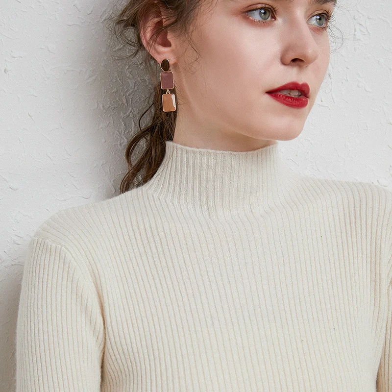 Damen Schmal geschnittener Feinstrickpullover mit kurzem Stehkragen aus Kaschmir-Blend Drune