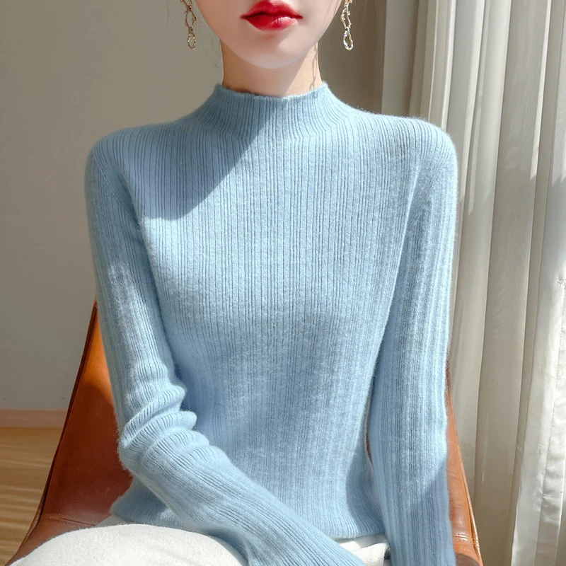 Damen Schmal geschnittener Feinstrick-Pullover mit kurzem Stehkragen und feiner Rippenstruktur Drune