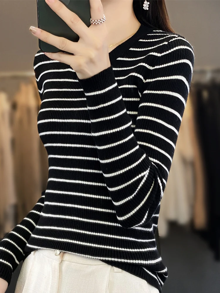 Damen Schmal geschnittener Feinstrick-Pullover mit dezenter Streifenstruktur und Rundhals Drune
