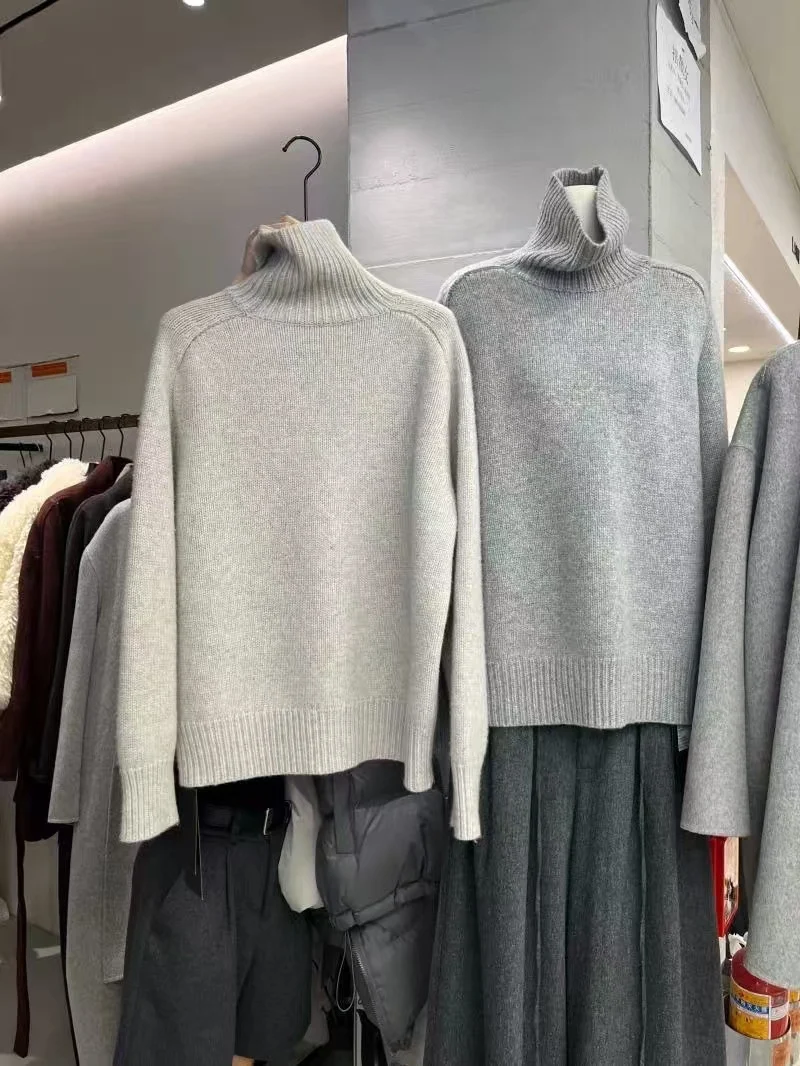 Damen Rollkragenpullover aus feinem Wollmix mit geradem Schnitt und breitem Rippkragen Drune