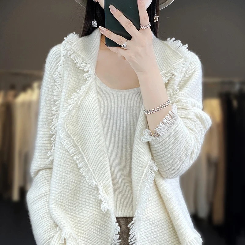 Damen Langer Fransen‑Strickcardigan mit großem Schalkragen und feiner Rippenstruktur Drune