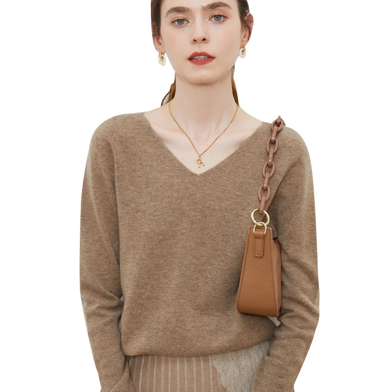 Damen Kuscheliger V‑Ausschnitt Feinstrickpullover aus Mohair‑Mix mit flauschiger Oberfläche Drune