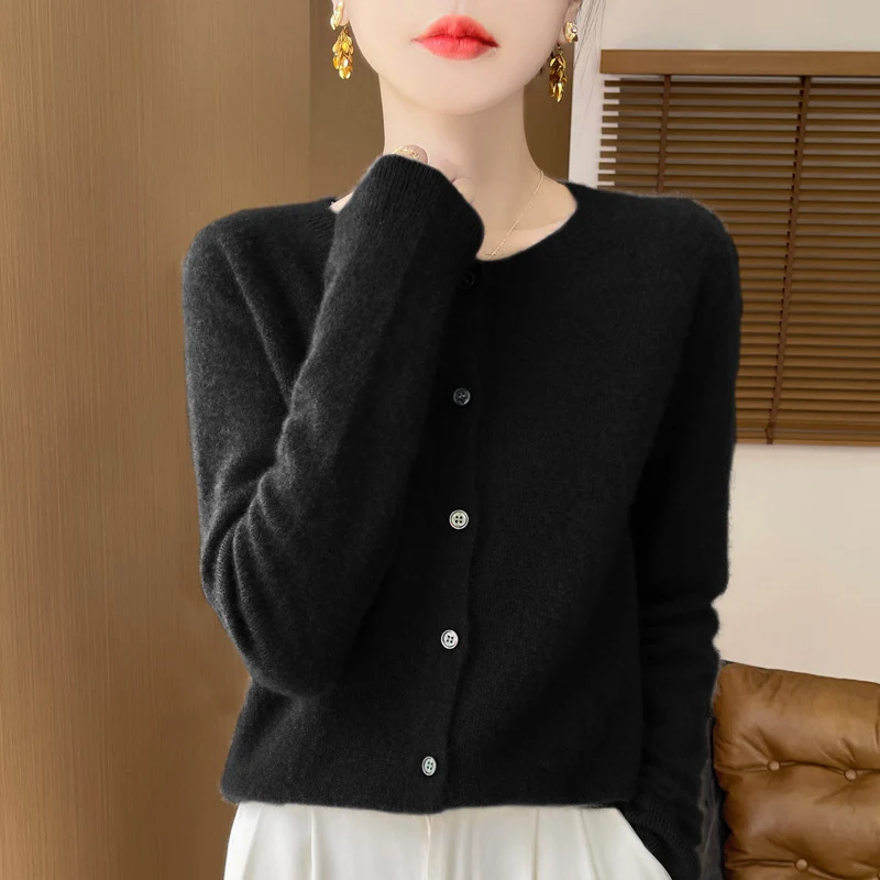 Damen Kuscheliger Kurzcardigan aus Mohair‑Mix mit feiner Schurwollstruktur und Perlmuttknopfleiste Drune