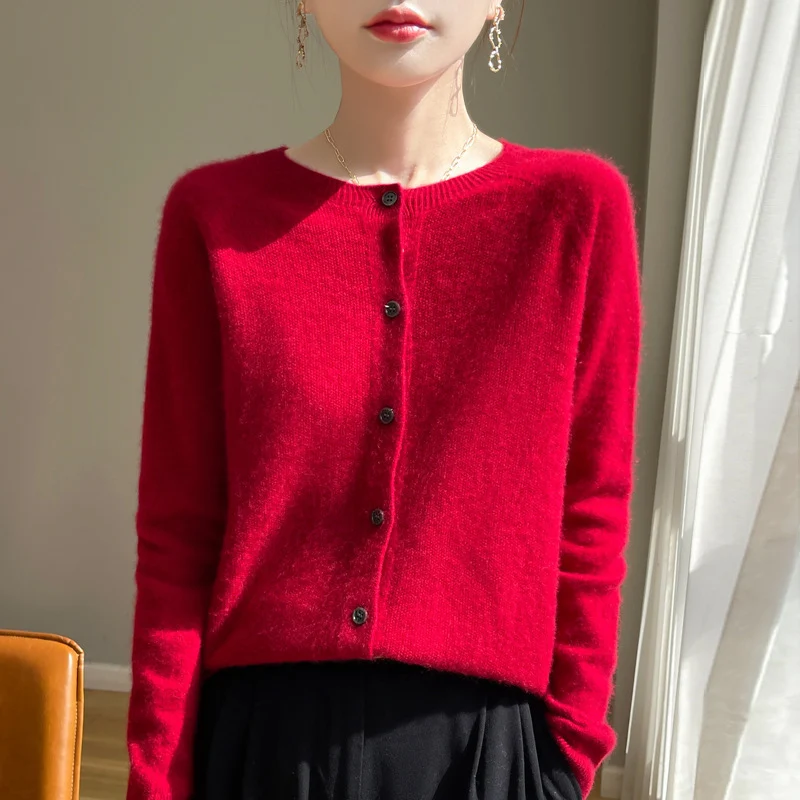 Damen Kurzgeschnittener Feinstrick-Cardigan mit Rundhalsausschnitt und schimmernder Knopfleiste Drune