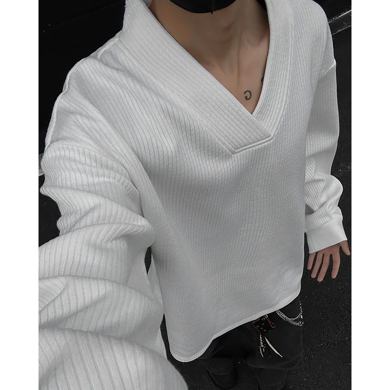 Herren Oversize-Feinstrickpullover mit tiefem V-Ausschnitt und Rippenstruktur Drune