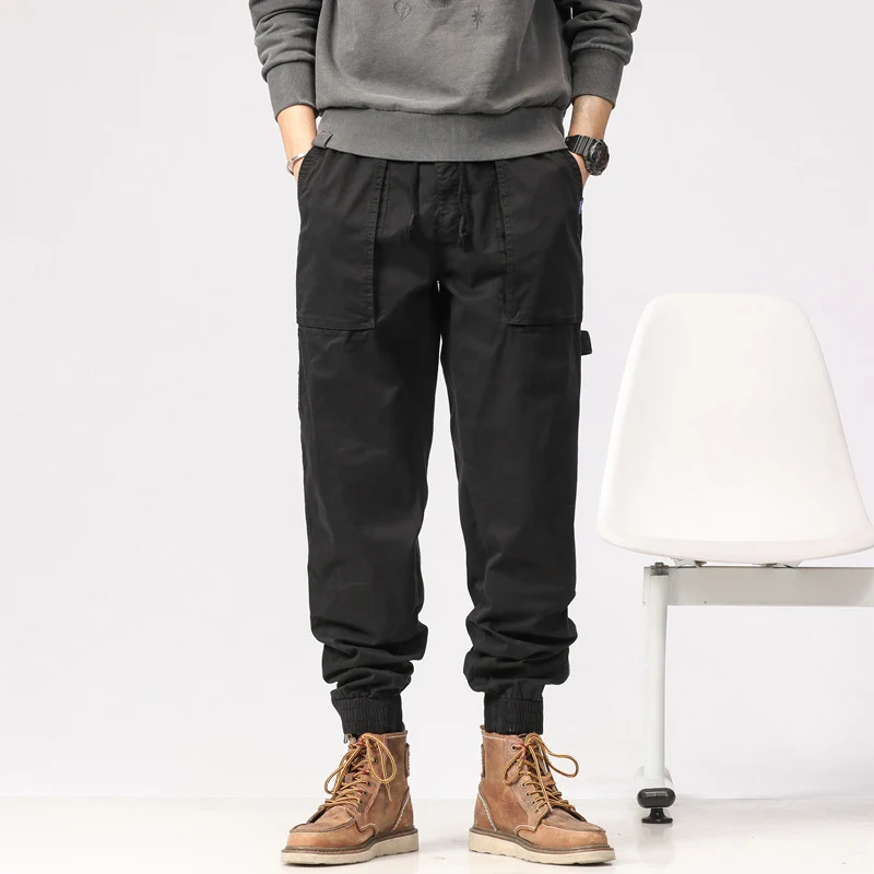 Herren Workwear-Cargohose im Tech-Joggerstil mit aufgesetzten Fronttaschen, Hammer-Schlaufe und Knöchel-Reißverschlüssen Drune