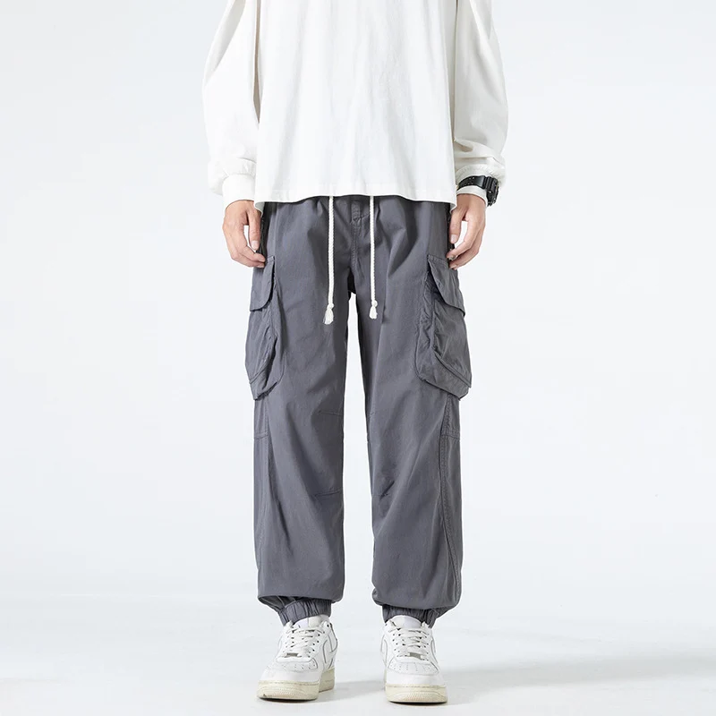 Herren Weite Multifunktionale Cargo-Jogginghose mit elastischem Tunnelzugbund und großen Klappentaschen Drune