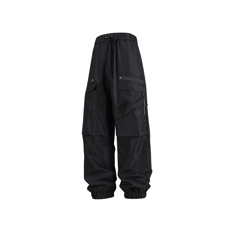 Herren weite Cargo-Jogginghose im Tech‑Utility‑Look mit elastischem Bund und multifunktionalen Klapptaschen Drune