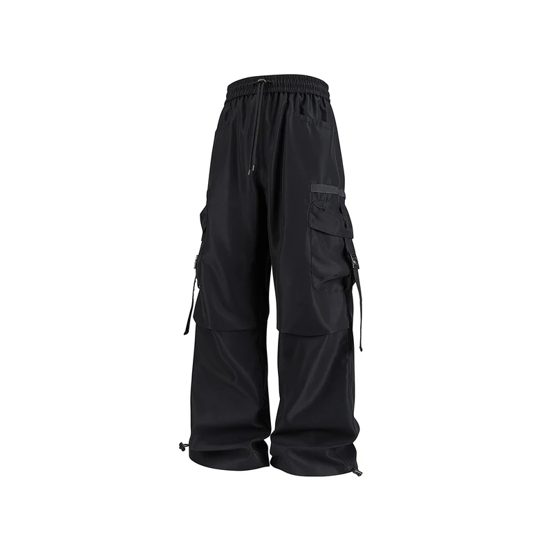 Herren Weite Cargo-Hose mit Multifachtaschen, verstellbarem Tunnelzugbund und modularen Gurt‑Details Drune