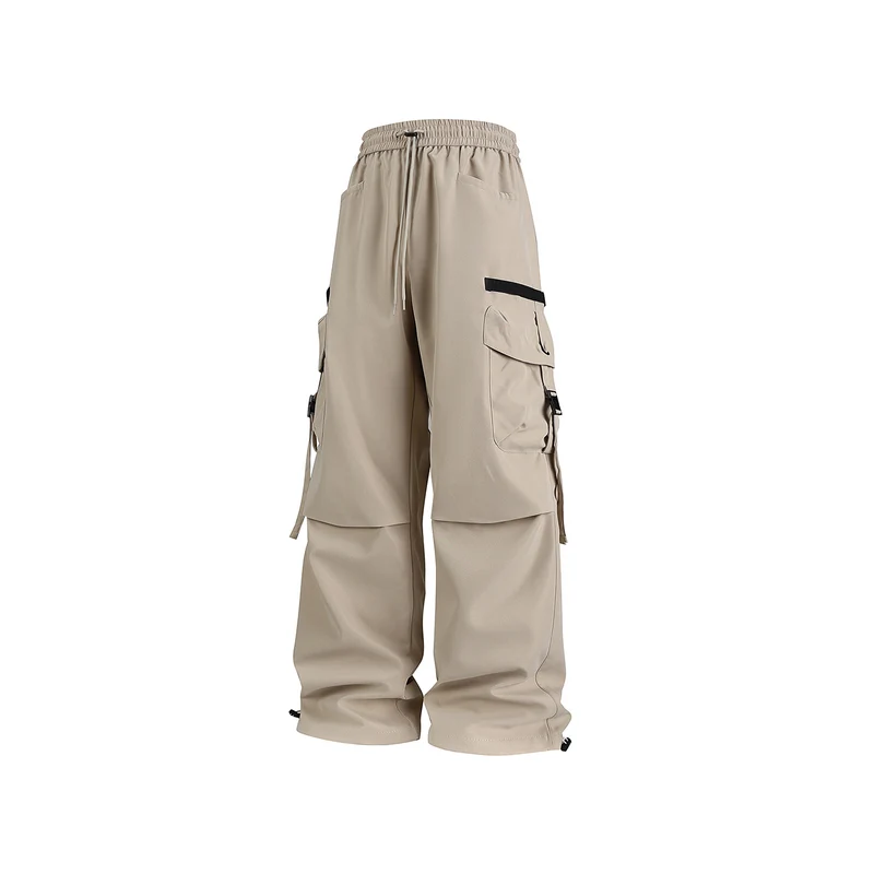 Herren Weite Cargo-Hose mit Multifachtaschen, verstellbarem Tunnelzugbund und modularen Gurt‑Details Drune