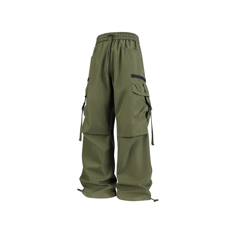 Herren Weite Cargo-Hose mit Multifachtaschen, verstellbarem Tunnelzugbund und modularen Gurt‑Details Drune