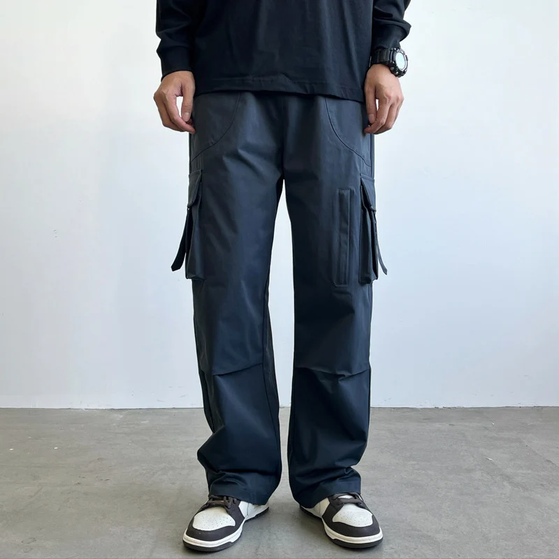 Herren Utility-Cargohose mit großvolumigen Klappentaschen, geradem Bein und robustem Twill Drune