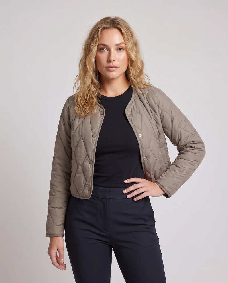 Damen leichte gesteppte Kurzjacke mit Diamantsteppung und rundem Halsausschnitt