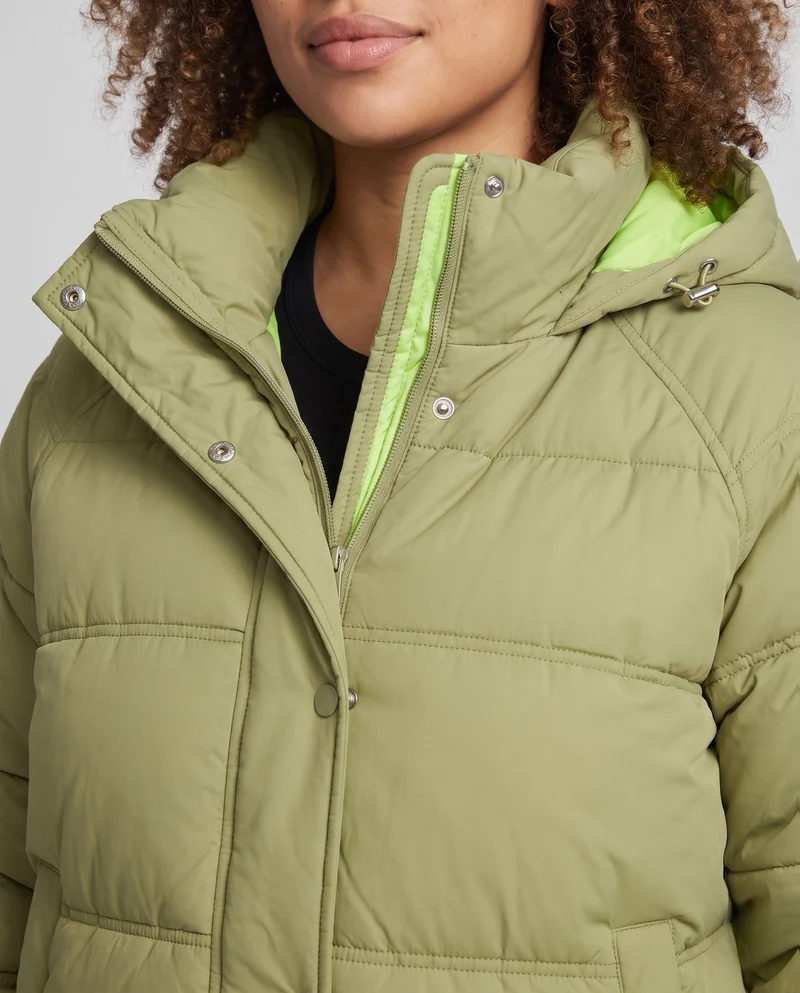 Damen gepolsterte oversized gesteppte Jacke mit hohem Stehkragen und verstellbarem Kordelzug
