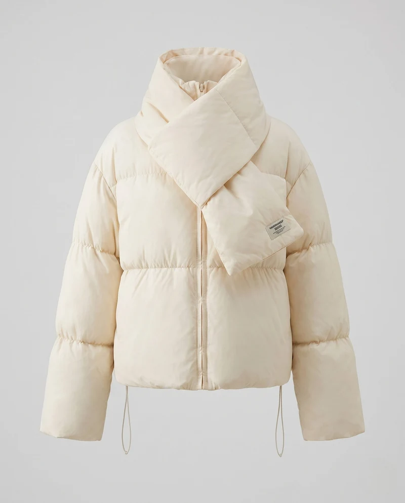 Damen kurz gepolsterte Pufferjacke mit integriertem Schalkragen und voluminösen Ärmeln