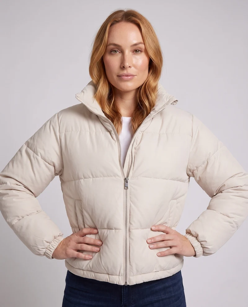 Damen kurze boxy Reise-Puffermantel mit hohem Kragen, verstärkter thermischer Fütterung und elastischen Bündchen