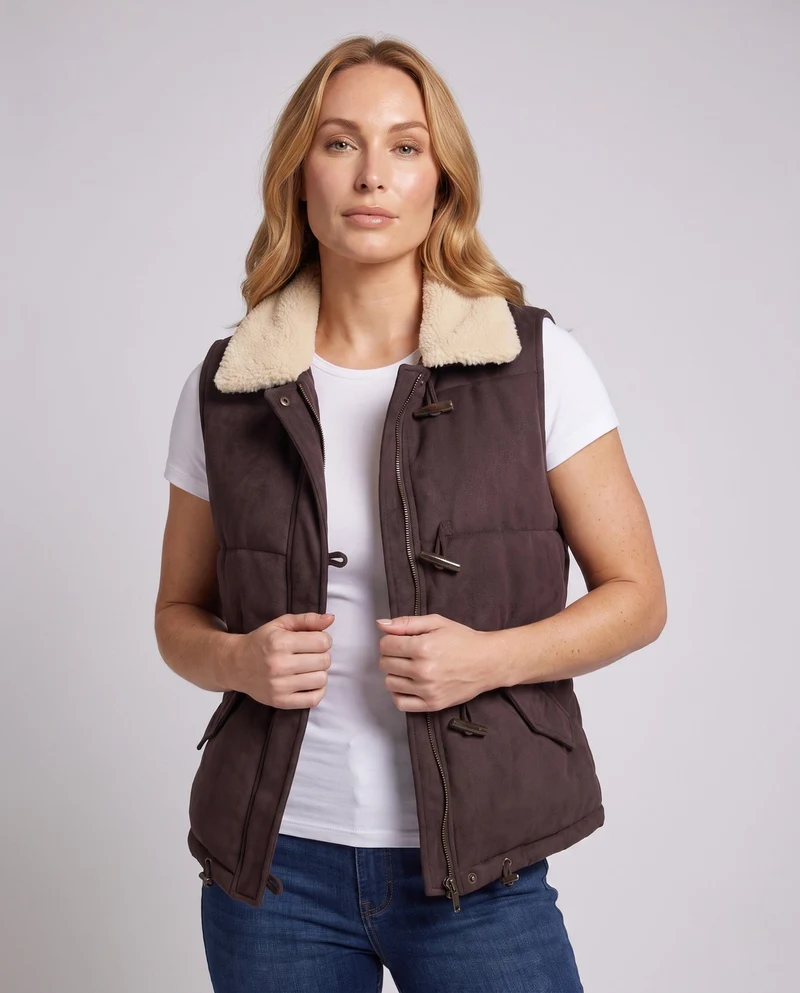 DamenShort-Cut-Suede-Look-Steppweste mit Teddy-Kragen, Toggle-Verschlüssen und Kordelzugsaum