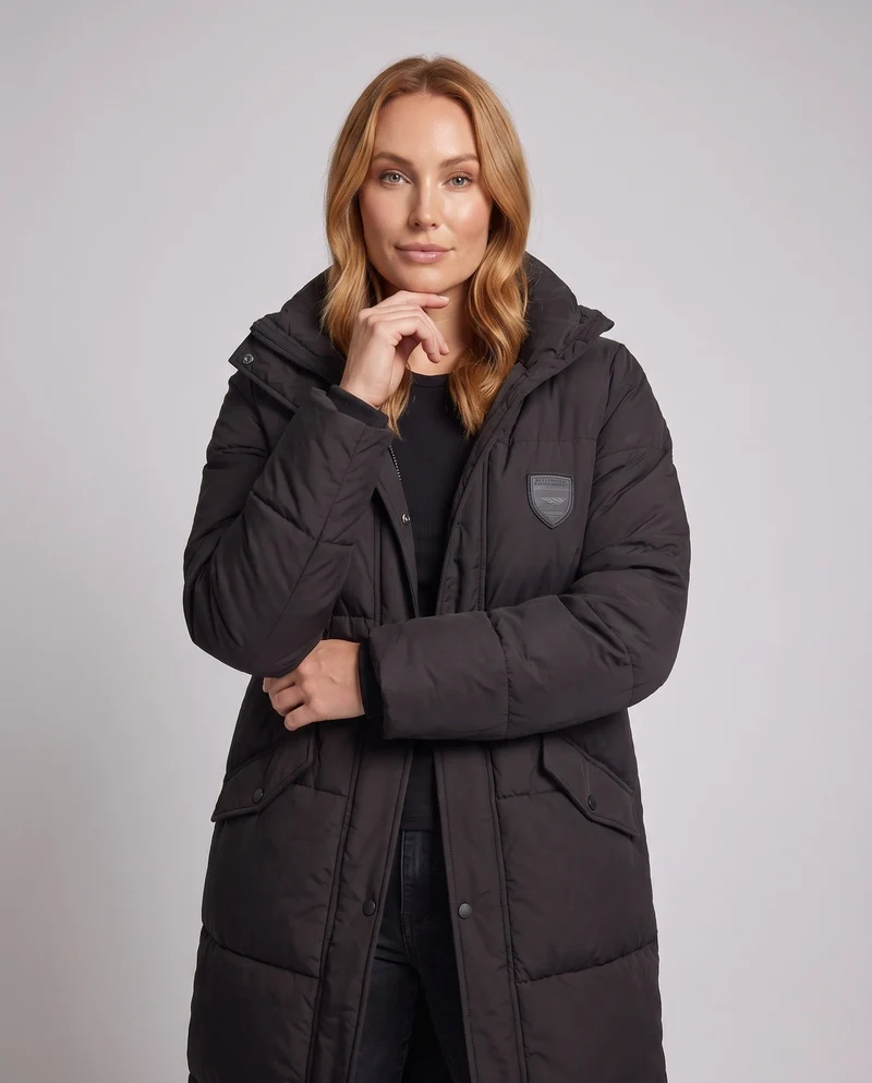 Damen langer thermoge quilteter Mantel im oversized Schnitt mit abgerundetem Saum, College-Logo und großen Klappentaschen