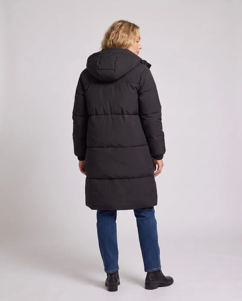 Damen längerer thermischer Puffer-Mantel mit Toggle-Button-Front, oversized boxy Schnitt und Reisepassform