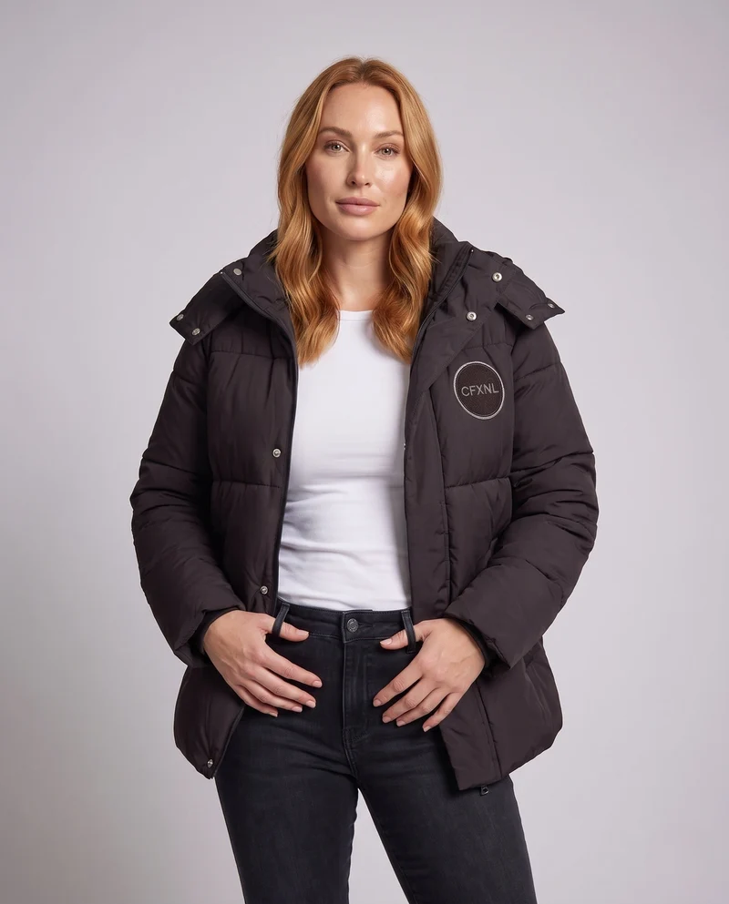 Damen übergroße kurze gesteppte Jacke mit hohem Stehkragen und dekorativer Patch-Applikation