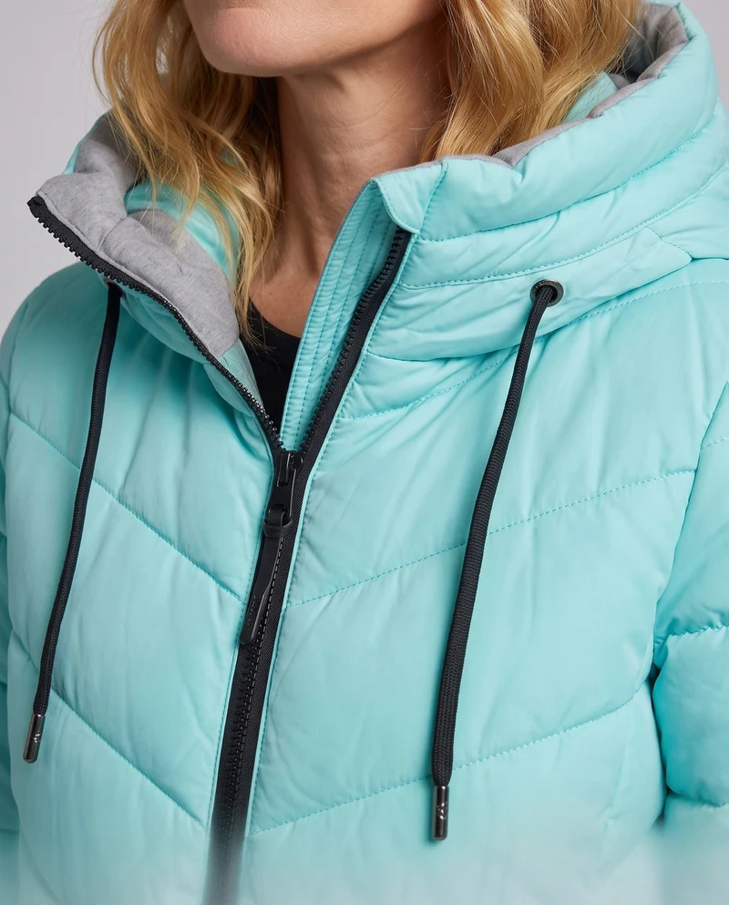 Damen maßgeschneiderte gesteppte Kapuzenjacke mit hohem Kragen, zwei-Wege-Reißverschluss und ergonomischer Chevron-Steppung