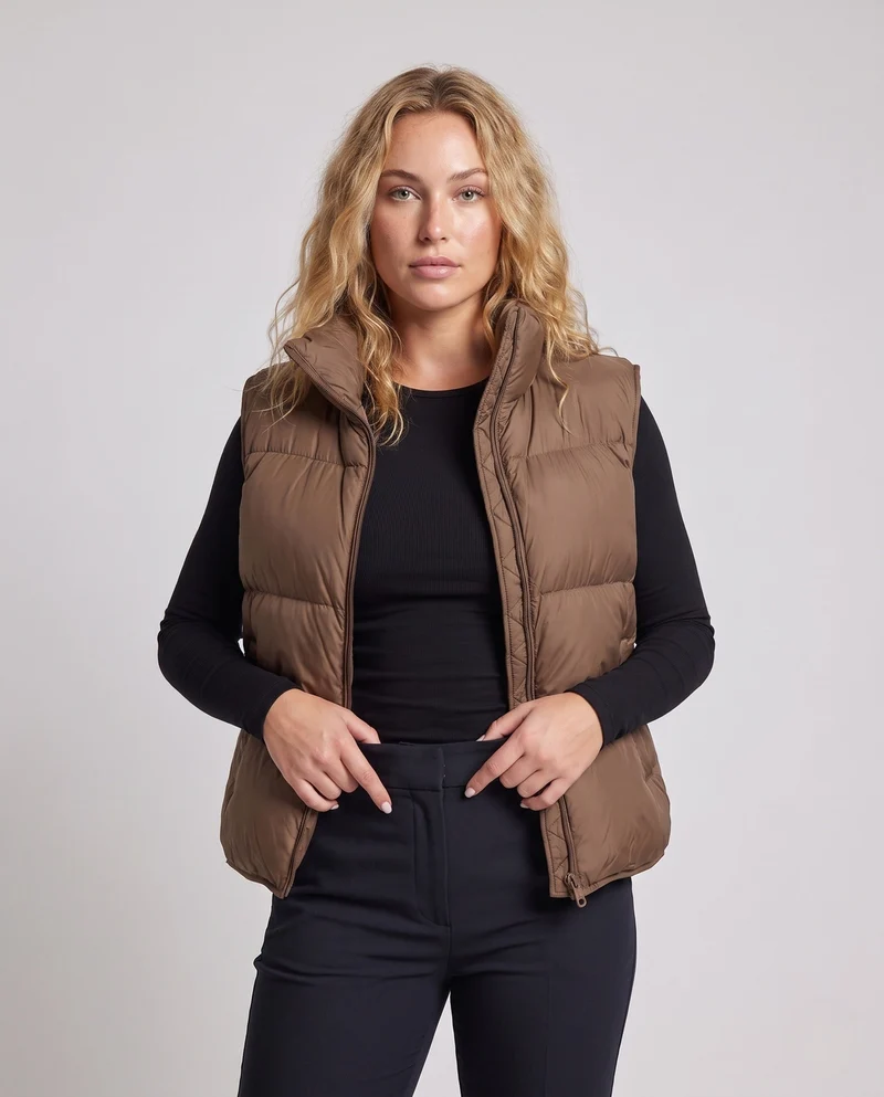 Damen ultraleichte Daunenimitat-Steppweste mit hohem Kragen und verstellbarem Saum