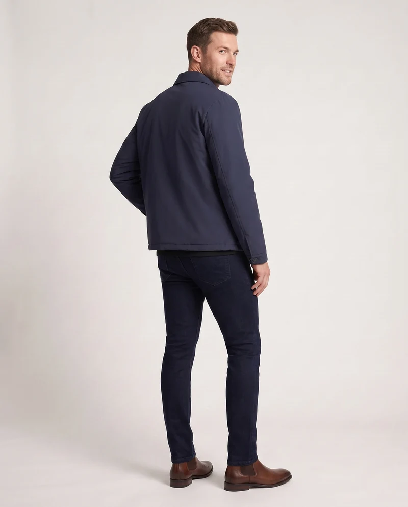Herren gesteppte Daunenjacke mit minimalistischer Außenschale und Stehkragen