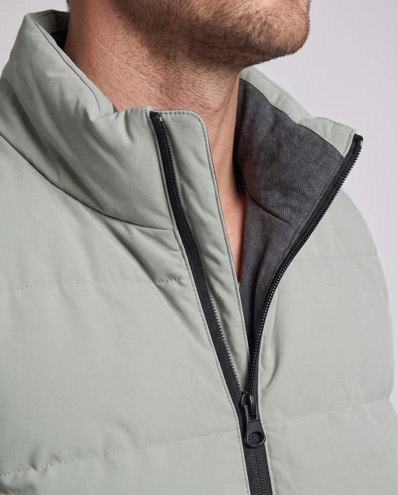 Herren gesteppte Thermoweste mit Stehkragen und Pattenklapptaschen