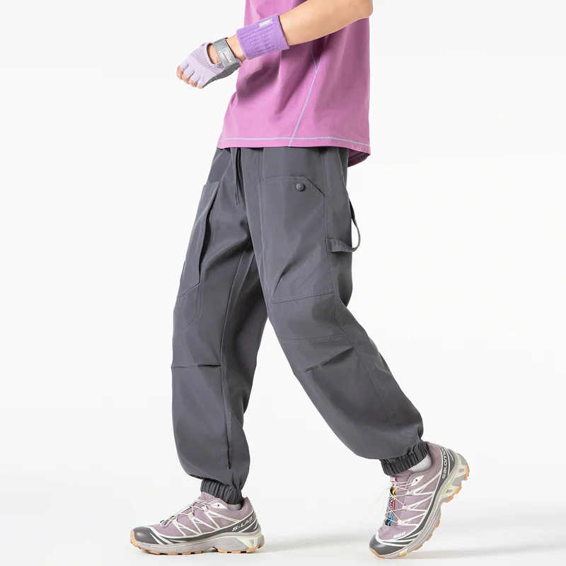 Herren Utility-Cargohose im Joggerstil mit elastischem Bund und großvolumigen Klappentaschen Drune